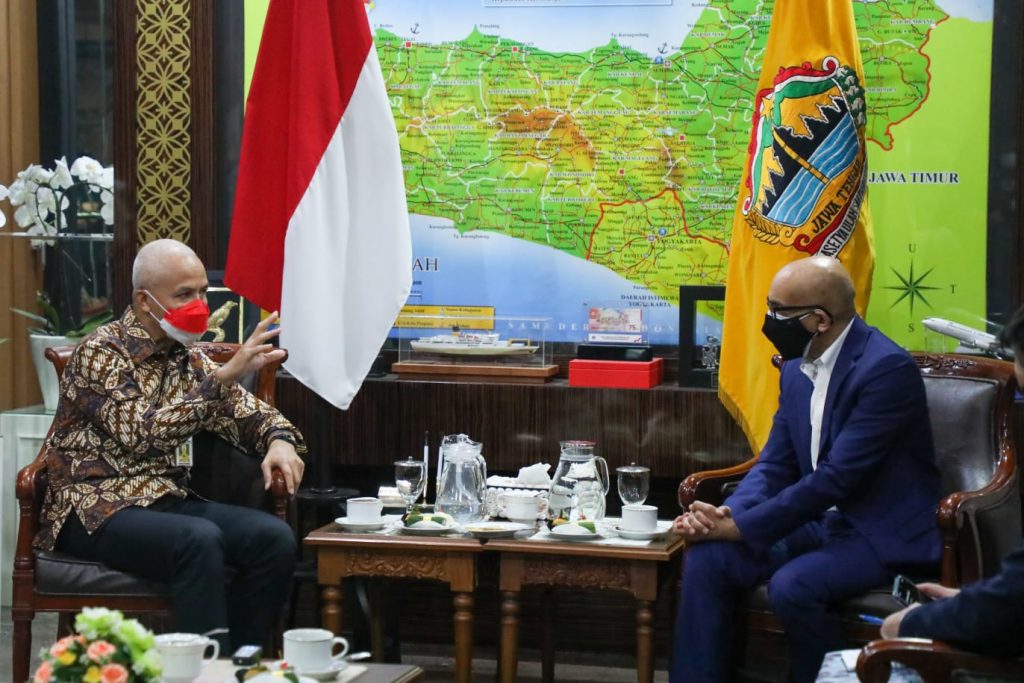 Duta Besar Singapura untuk Indonesia Anil Kumar Naya saat bertemu Gubernur Jawa Tengah, Ganjar Pranowo, di Kantor Gubernur, Rabu (9/3/2022)