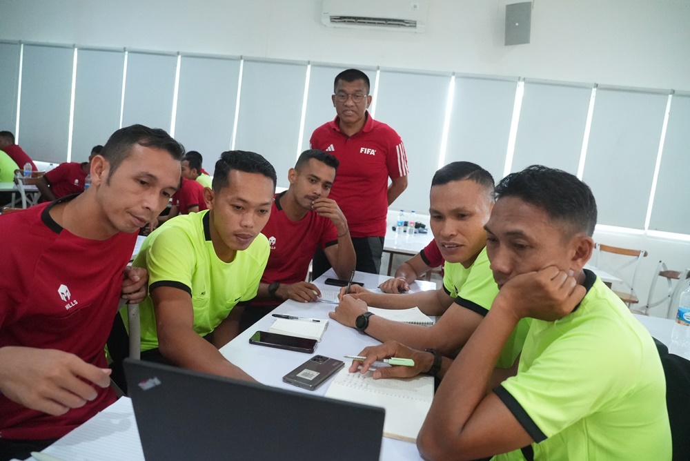 PSSI Gelar Kursus Persiapan BRI Liga 1 2024/25 untuk Wasit dan Asisten Wasit