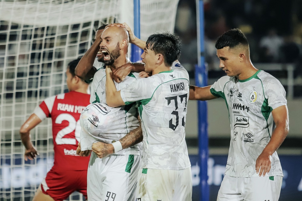  Kemenangan dengan skor 2-0 atas tuan rumah Persis Solo pada laga pekan ke-10 Liga 1 2024/25 menjadi momen istimewa bagi penyerang PSS Sleman, Danilo Alves Almaida