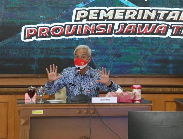 Pantau Penyakit Mulut Kuku, Ganjar Terjunkan Penyuluh