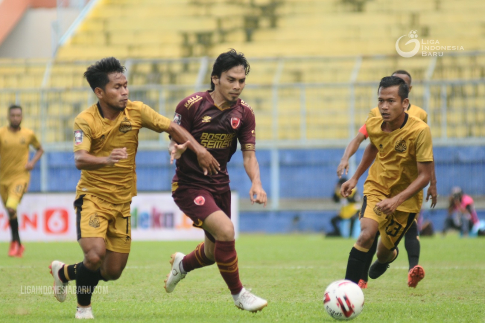 Rasyid Bakri dalam pertandingan melawan Bhayangkara Solo FC. LIB