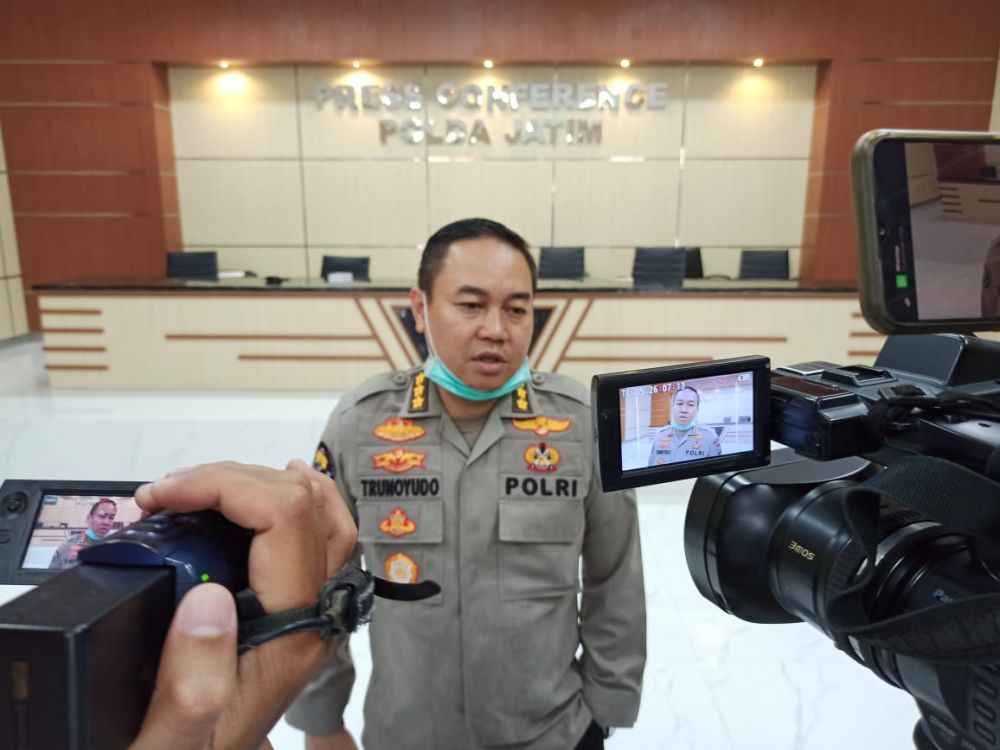 Kabid Humas Polda Jatim, Kombes Pol Trunoyudo Wisnu Andiko (Foto: HMP/Riski)