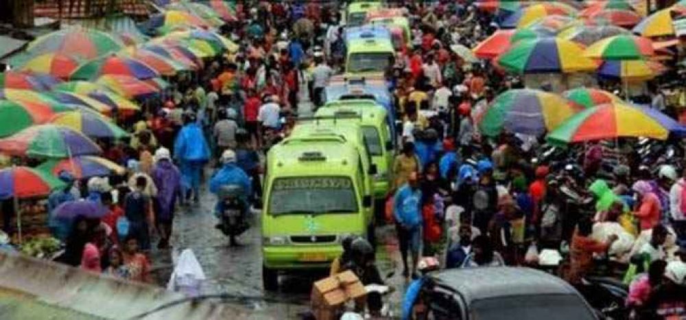 Suasana Pasar Mardika Ambon (FOTO: HMP/boy)