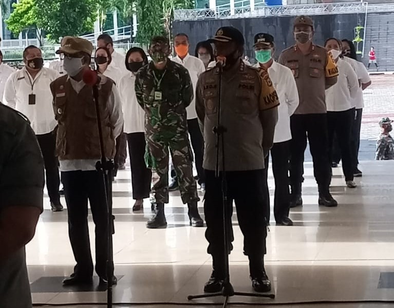 Suasana Apel Gelar Pasukan digelar di Tribun Lapangan Merdeka Jln Slamet Riyadi,Kelurahan Uritetu, Kec Sirimau, Kota Ambon, Provinsi Maluku, Minggu (21/6).