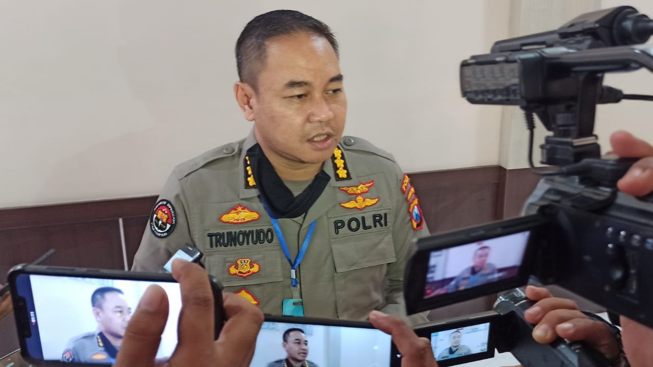 Kabid Humas Polda Jatim Kombes Pol Trunoyudo Wisnu Andiko.