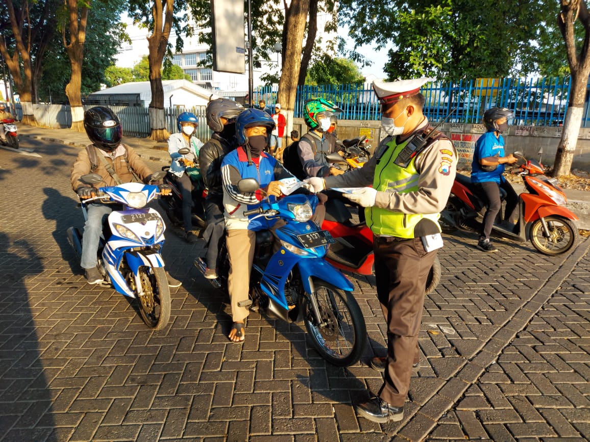 Operasi Patuh Semeru 2020, Polsek Tenggilis Tindak 65 Pelanggar