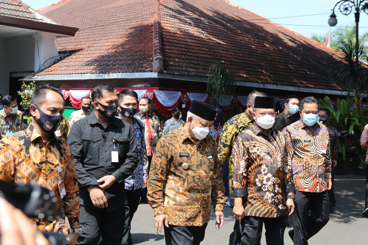Mendagri Launching Gerakan 26 Juta Masker di Malang