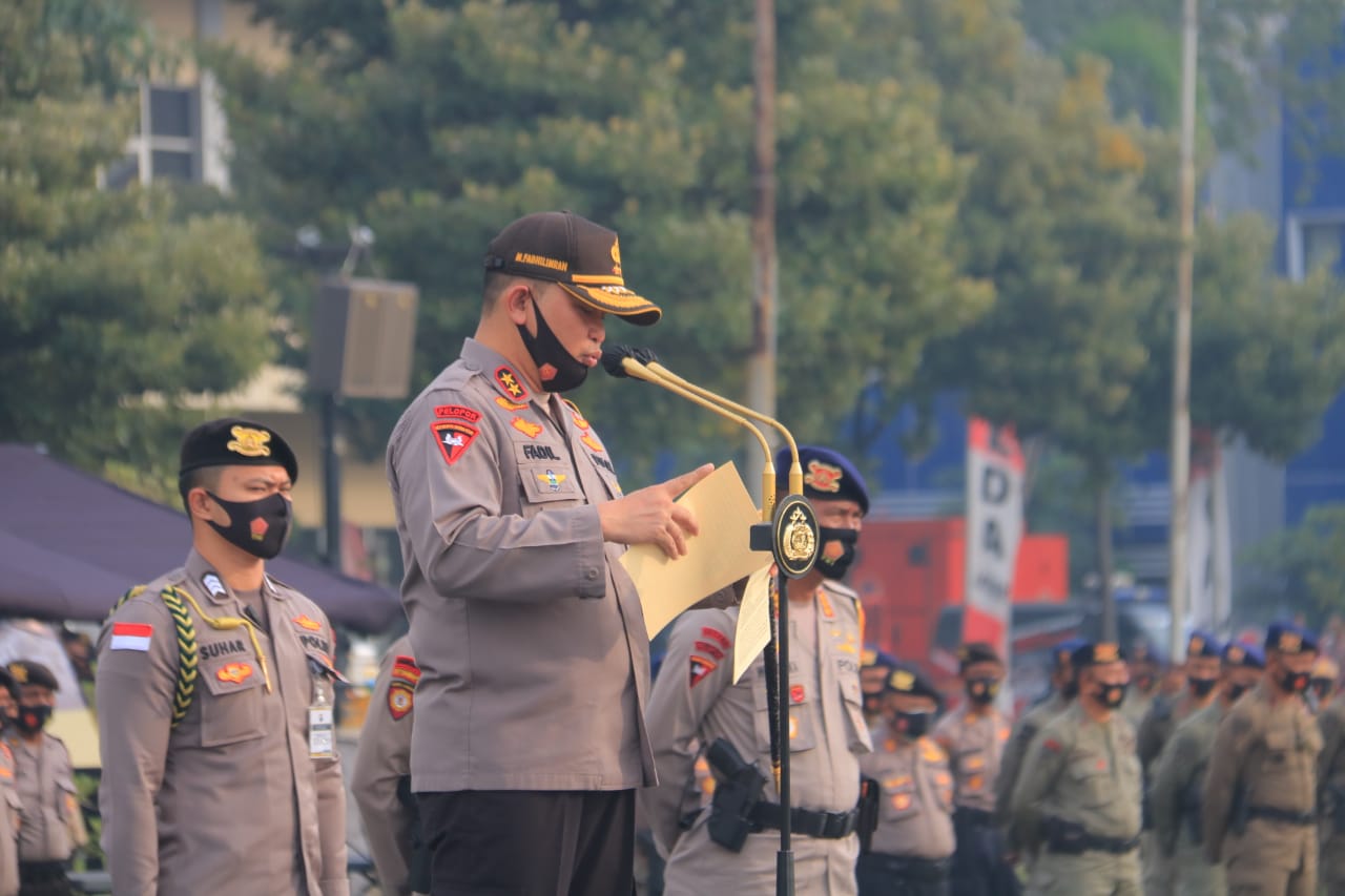 Kapolda Jatim ketika membuka lomba Dalmas, Beladiri Polri, Wanteror Brimob dalam rangka persiapan pengamanan Pilkada serentak, di Mapolda Jatim, Selasa (11/8/2020)