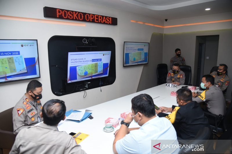 Ketua Tim Supervisi Mabes Polri Kombes Pol Ricky saat berada di Polda Kalsel (ANTARA/Firman)

