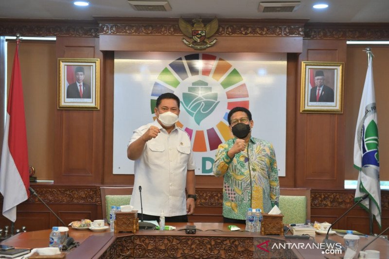 Kemendes PTT Kerjasama dengan BNN Perangi Narkoba di Desa