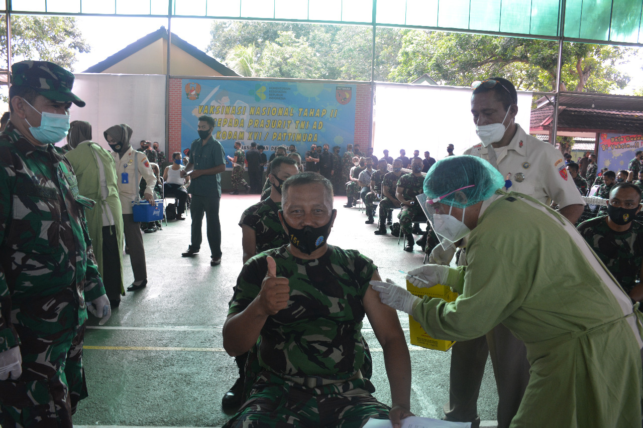 Korem 151/Binaiya Melaksanakan Vaksin Covid-19 Tahap Pertama