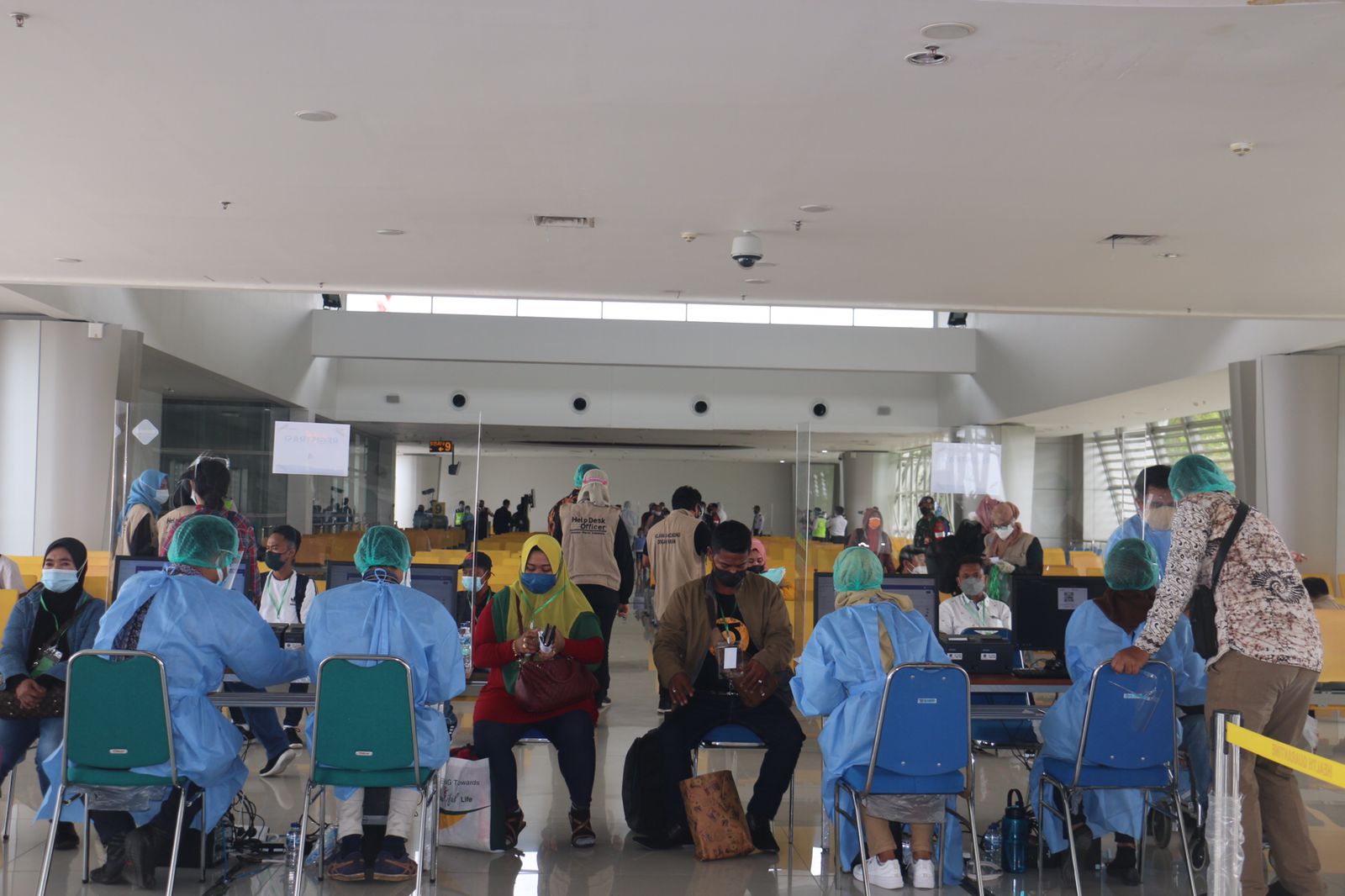 Khofifah: Forkopimda Jatim Siapkan Sarana Prasarana Karantina Bagi PMI