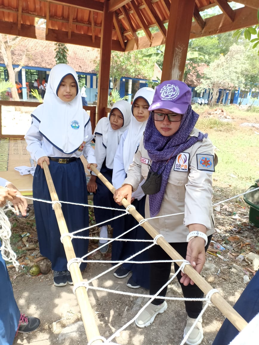 SPAB saat menyasar SMP Negeri 6 Sampang, Desa Dalpenang, Kecamatan Sampang, Kabupaten Sampang. Kegiatan ini diselenggarakan pada Selasa dan Rabu, 20-21 September 2022.