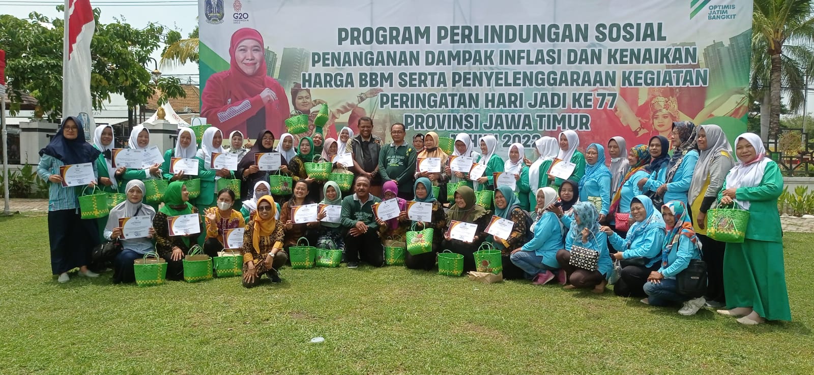 Program Sinau Nang Ndeso (Sinando) Dinas Pemberdayaan Masyarakat dan Desa Provinsi Jatim meramaikan acara HUT Jatim ke-77 di Bakorwil Madiun, Sabtu (5/11/2022). 