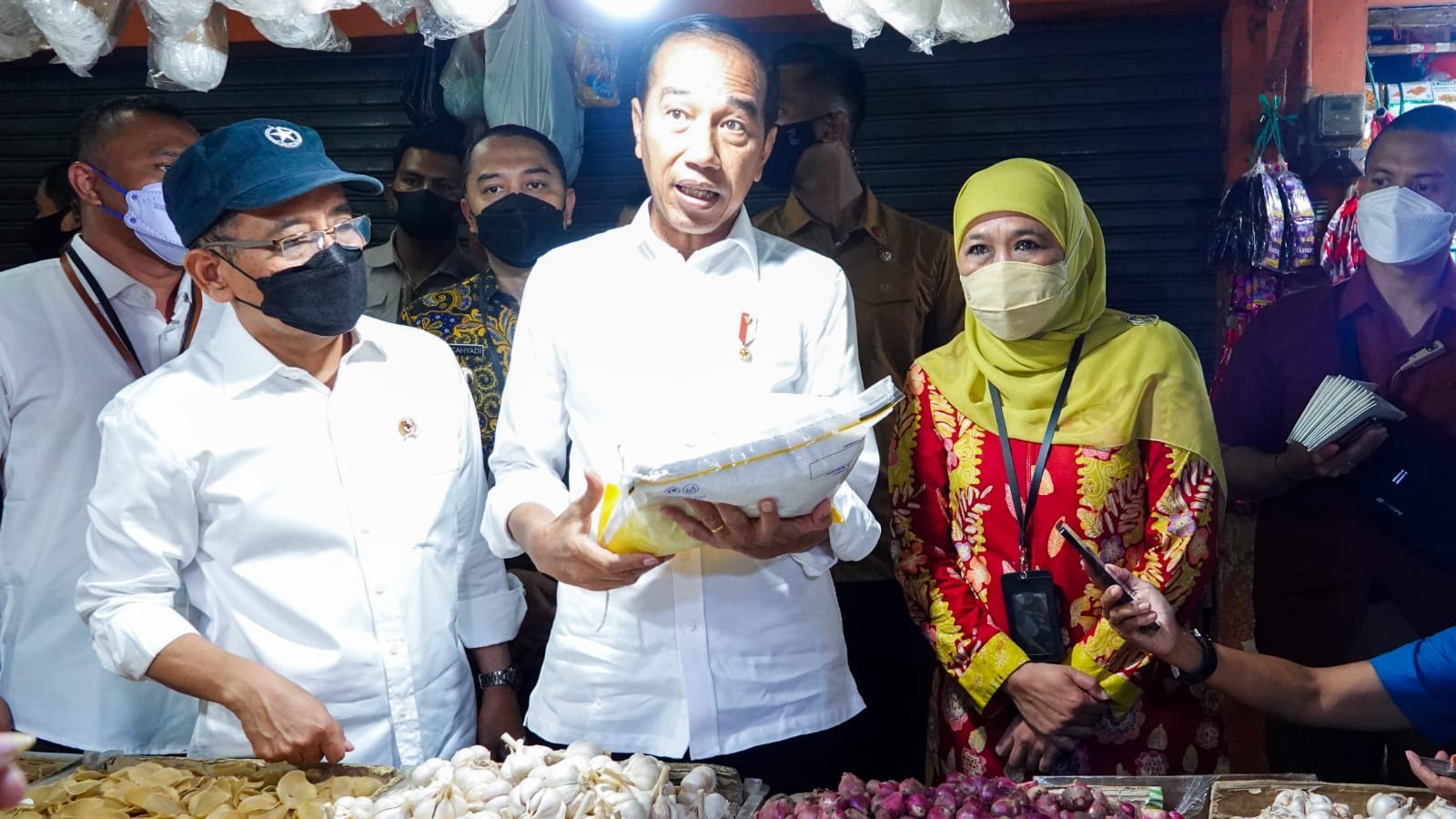 Gubernur Khofifah: Operasi Pasar Terus Dilakukan untuk Stabilkan Harga Beras di Jatim