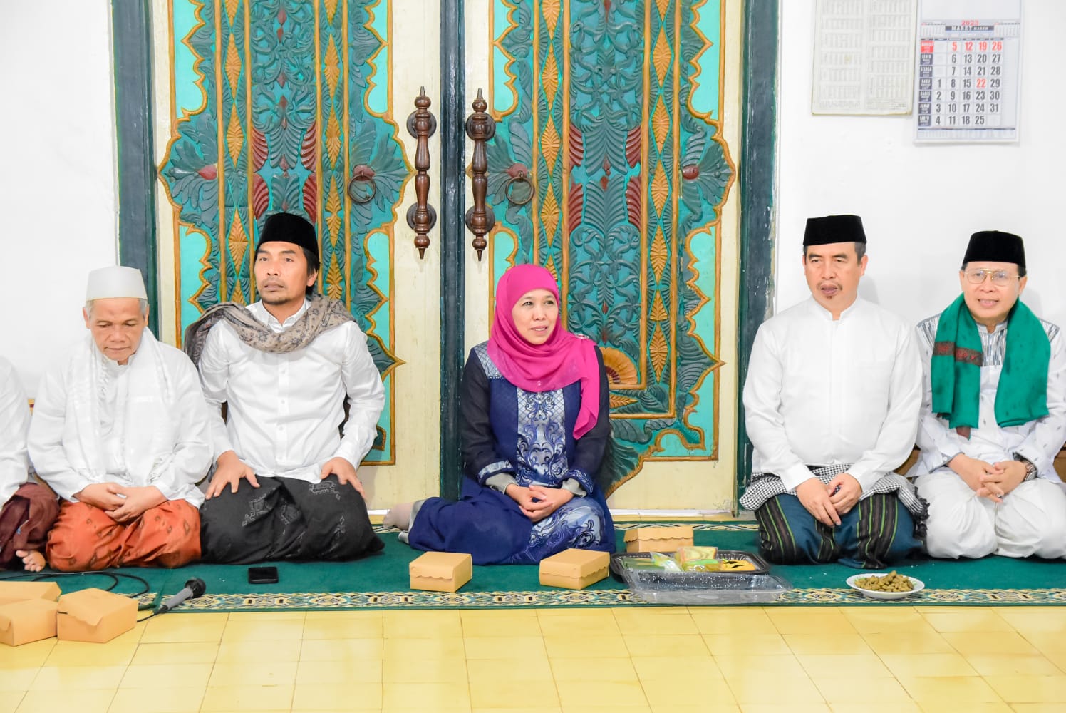 Selama bulan Ramadhan, Gubernur Khofifah aktif melakukan safari ramadhan dengan tarawih keliling Jawa Timur 