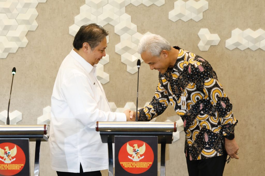 Ganjar, saat Rapat Koordinasi Pembahasan Perkembangan PSN di Jawa Tengah, di Gedung Ali Wardana Lantai 3, Kantor Kemenko Perekonomian, Jakarta Pusat, Senin (17/7/2023).