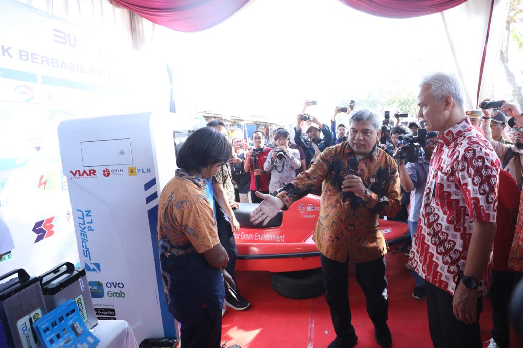 Gubernur Jawa Tengah, Ganjar Pranowo saat Peluncuran program  ramah lingkungan di sektor kelautan dan perikanan