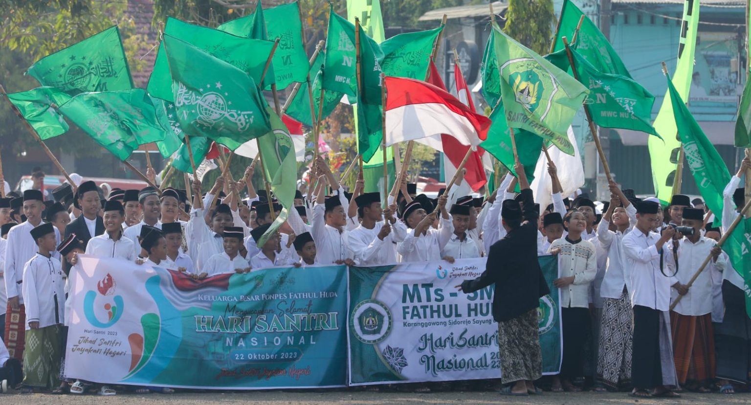 Peringatan Hari Santri Nasional, di Alun-alun Demak, Minggu (22/10/2023). 