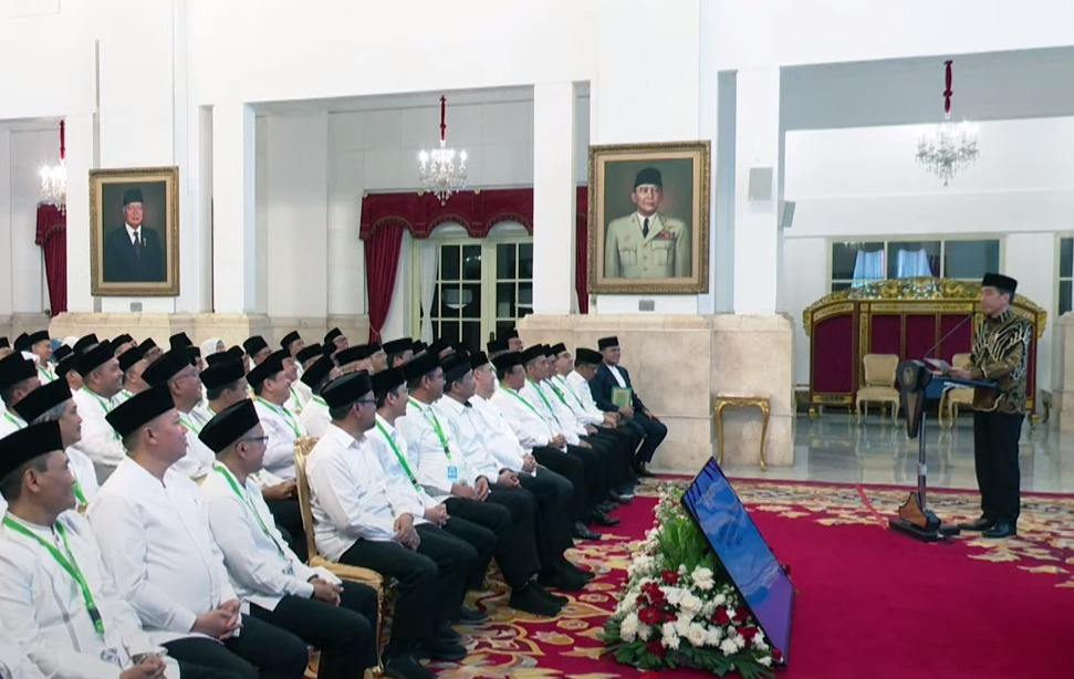 Presiden Joko Widodo  saat membuka Rakernas Badan Kesejahteraan Masjid (BKM) di Istana Negara, Jakarta, Rabu (8/11/2023)