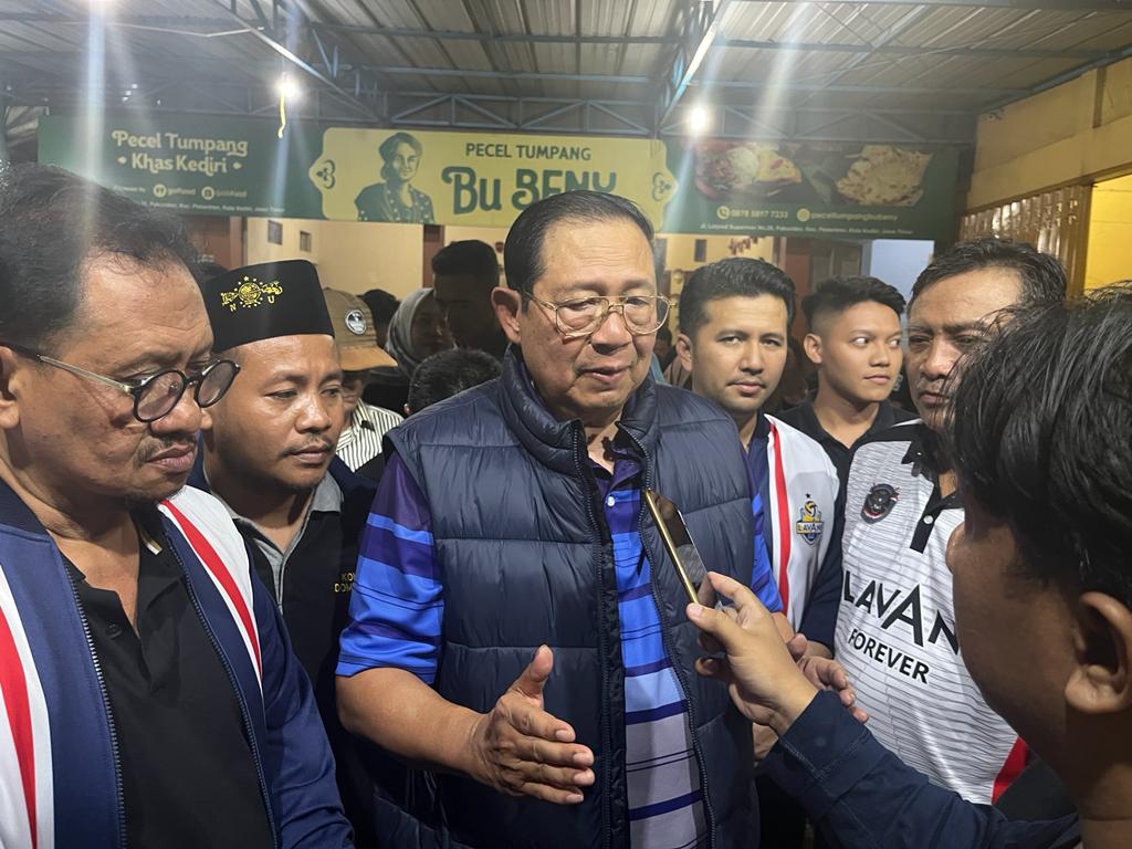 Sby sengaja turun gunung ke Jatim untuk memberikan semangat dan arahan pada kader Partai Demokrat yang kini bersaing untuk menjadi calon legislatif. 