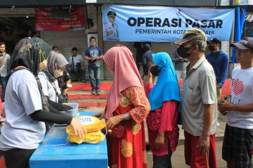 Pemerintah Kota (Pemkot) Surabaya berhasil mengendalikan inflasi per Juni 2024. Keberhasilan ini tak terlepas dari strategi yang diterapkan oleh Tim Pengendali Inflasi Daerah (TPID) Kota Surabaya.