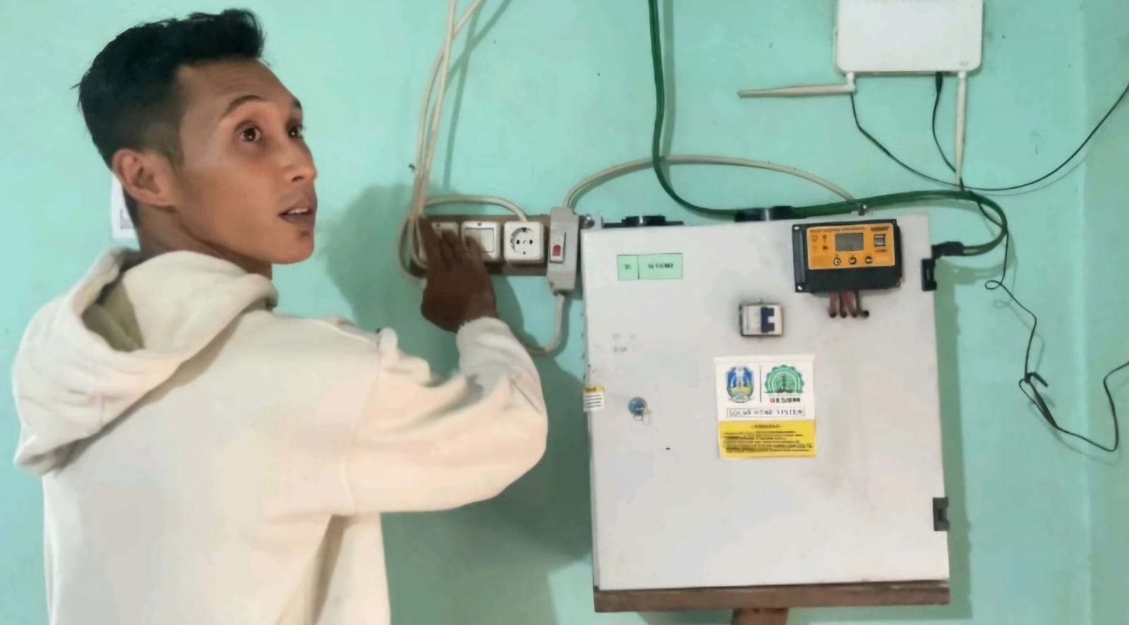 Awal November 2024, melalui Bidang EBT, bantuan Pembangkit Listrik Tenaga Surya (PLTS) Solar Home System (SHS) resmi disalurkan kepada warga di Petak 1 dan Petak 5, Kelurahan Kalipuro, Kecamatan Gombengsari, Banyuwangi.