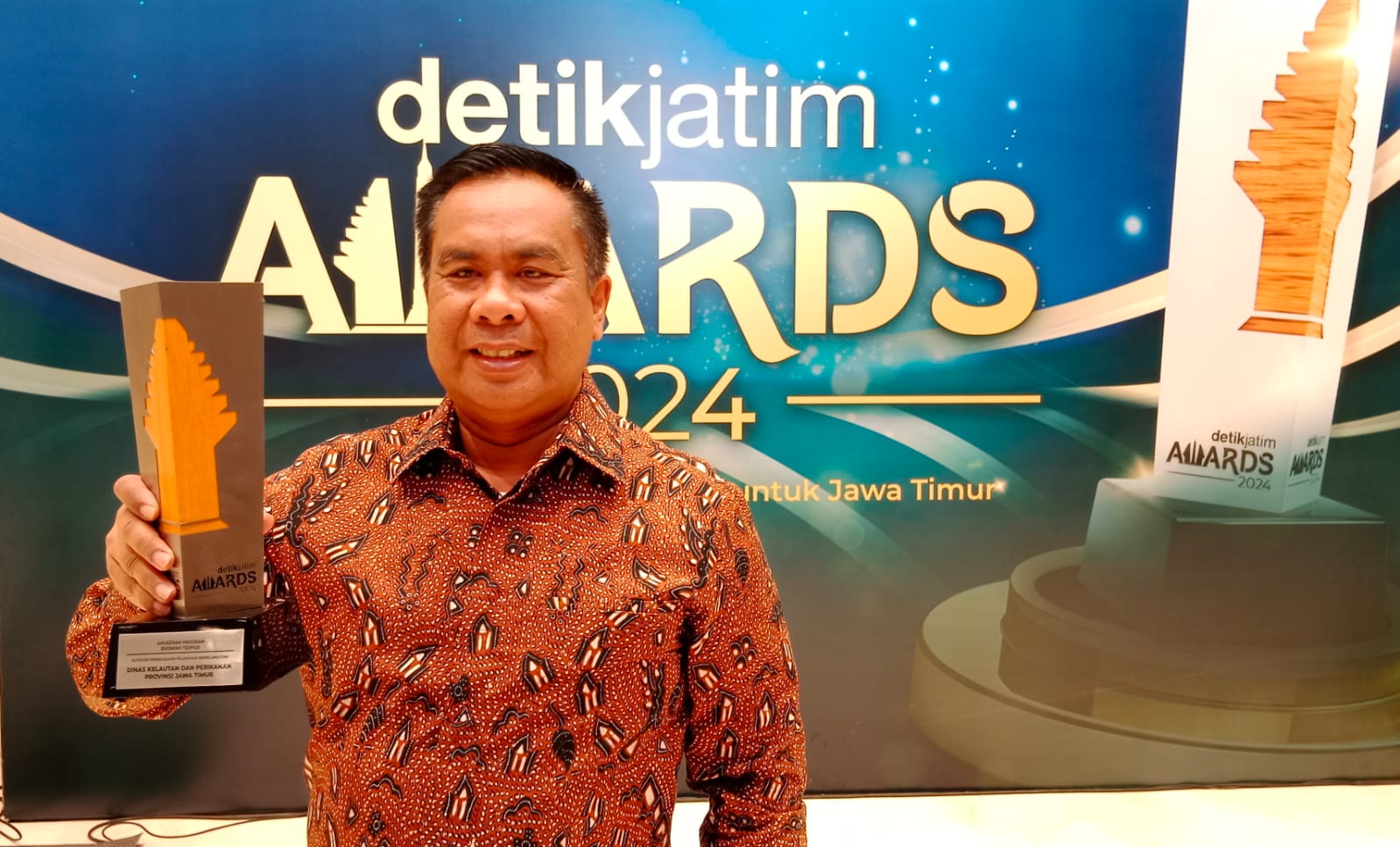 DKP Jatim Raih Anugerah Program Ekonomi Terpuji di detikJatim Awards 2024