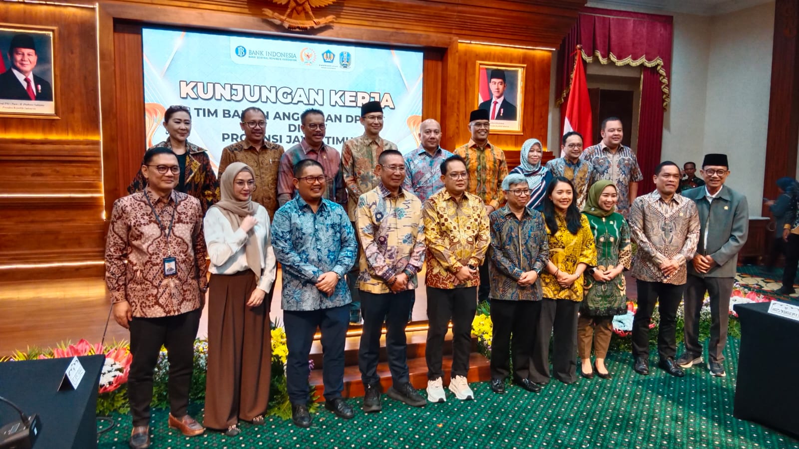 Pj. Gubernur Jawa Timur Adhy Karyono menerima kunjungan kerja dan Rapat Dengar Pendapat Tim Banggar DPR-RI dengan Pemprov Jawa Timur
