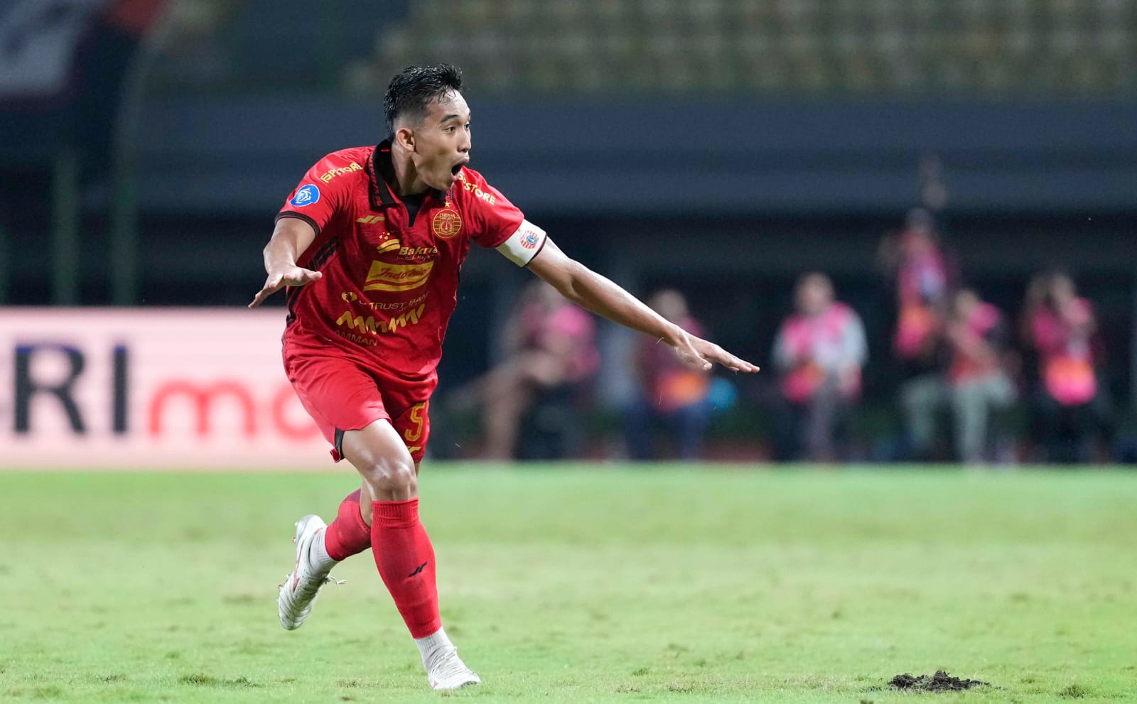 Bek sekaligus kapten Persija Jakarta, Rizky Ridho,