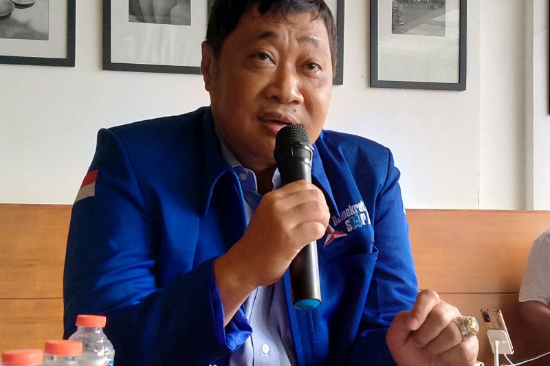 Pengurus DPD Partai Demokrat Nusa Tenggara Barat (NTB), Junaidi Kasum. (ANTARA/Nur Imansyah).
