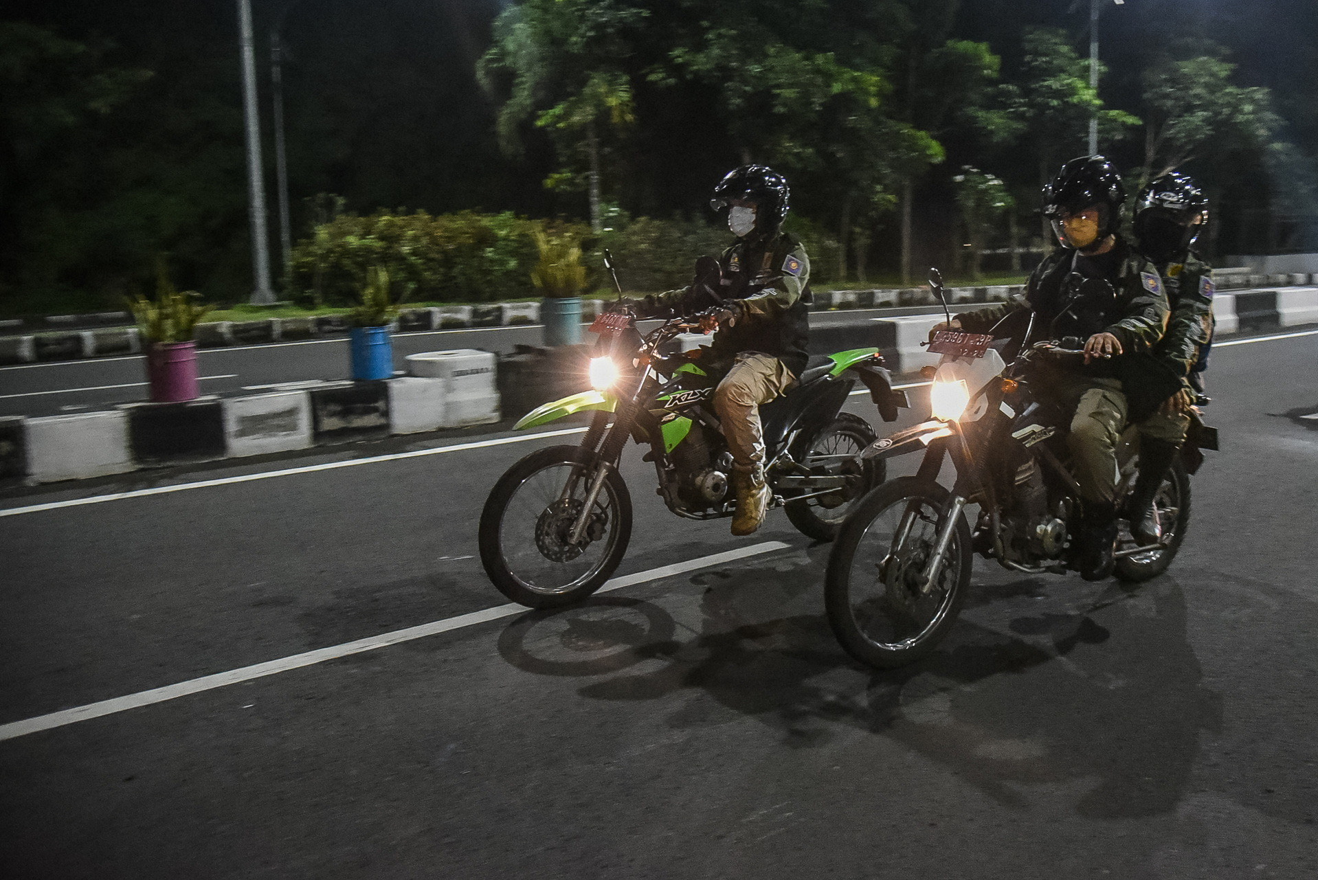 menjelang pelaksanaan ibadah keagamaan bagi umat Kristen dan Katolik, yakni perayaan Jumat Agung dan Paskah. Satpol PP Kota Surabaya menggelar Patroli Pengawasan di seluruh gereja