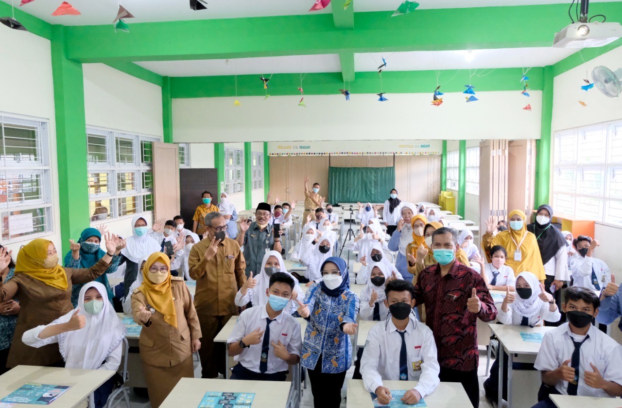 Pemkot Surabaya bersama Bunda Paud Kota Surabaya Rini Indriyani dan Dinkes juga Dispendik Kota Surabaya bergerak cepat untuk mencegah penularan hepatitis akut, dengan menggelar sosialisasi di lingkungan pendidikan.