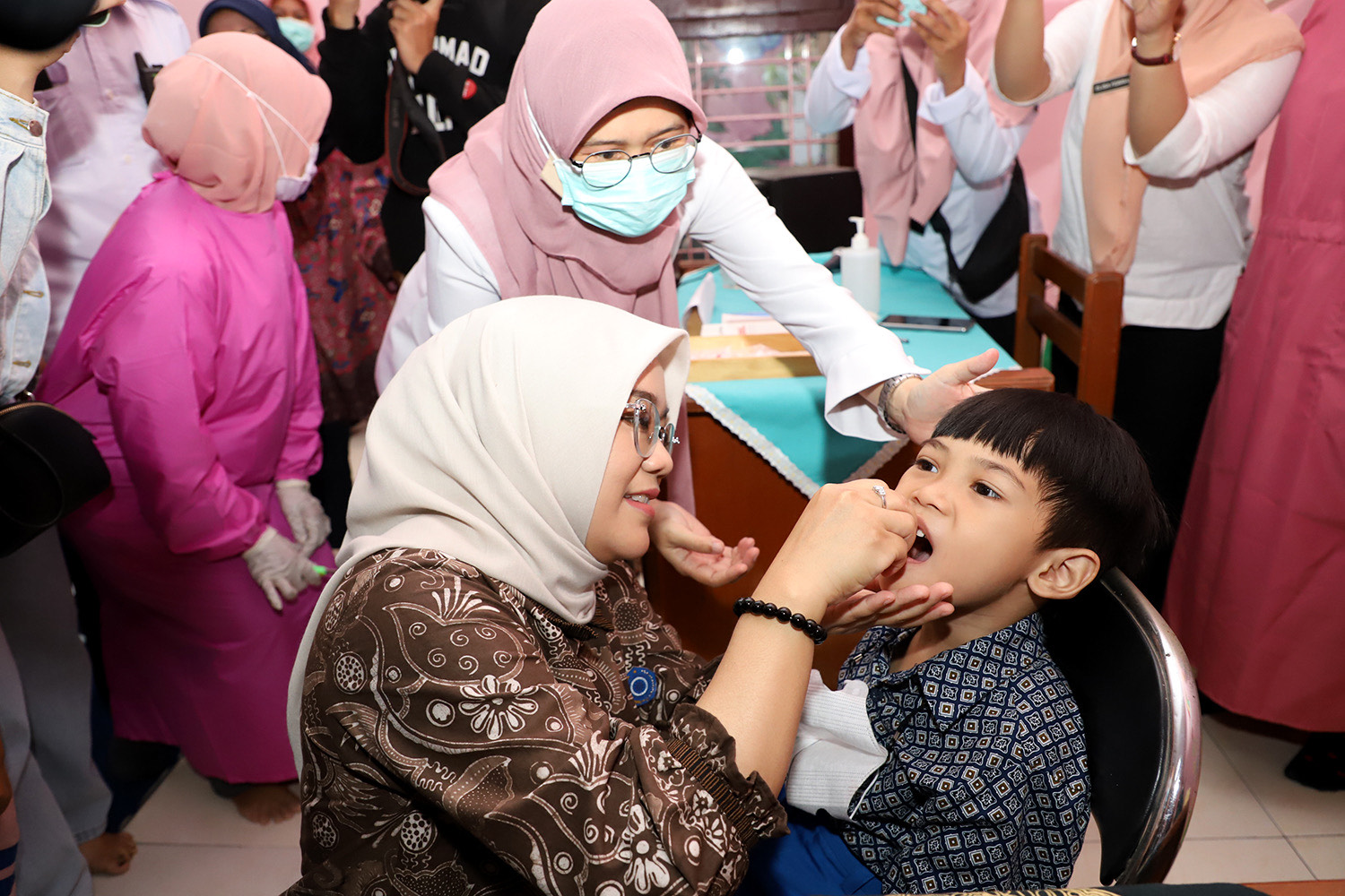 Pemkot Surabaya melalui Dinas Kesehatan (Dinkes) Kota Surabaya mulai menggelar pelaksanaan Bulan Imunisasi Anak Nasional (BIAN),