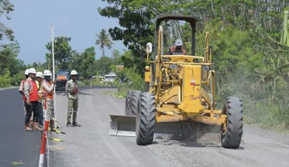 Pemerintah Laksanakan Preservasi Jalan Nasional Tiga Kabupaten di Jatim
