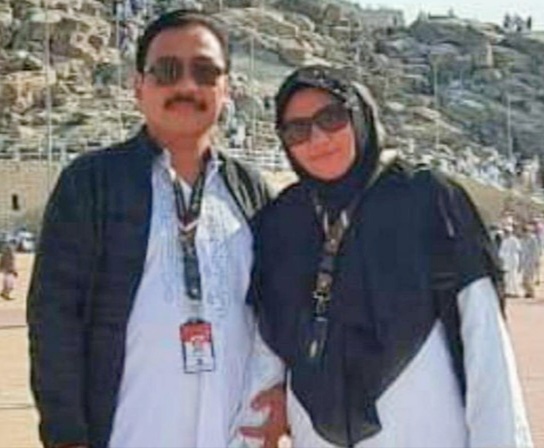 Almarhum Hakim M. Arifin bersama Almarhumah Istrinya semasa hidup. Foto/Istimewa.