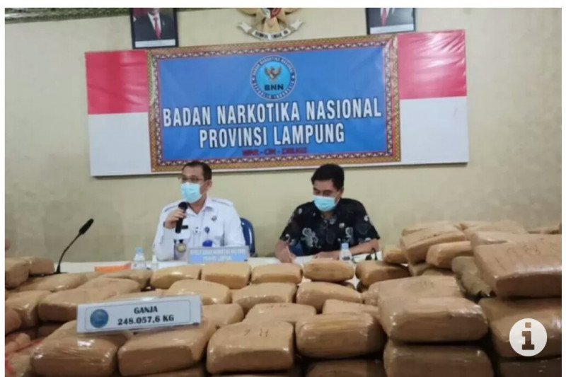 Ekspose penangkapan barang haram ganja seberat 248,057 kg (ANTARA/HO)