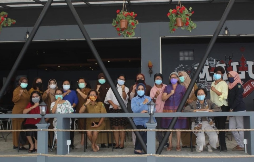 Islamic Centre adalah aset milik Pemerintah Provinsi Maluku yang dikelola oleh Perusahaan Daerah (Perusda) Panca Karya melalui ikatan Perjanjian Kerja Sama (PKS). HMP/BOY