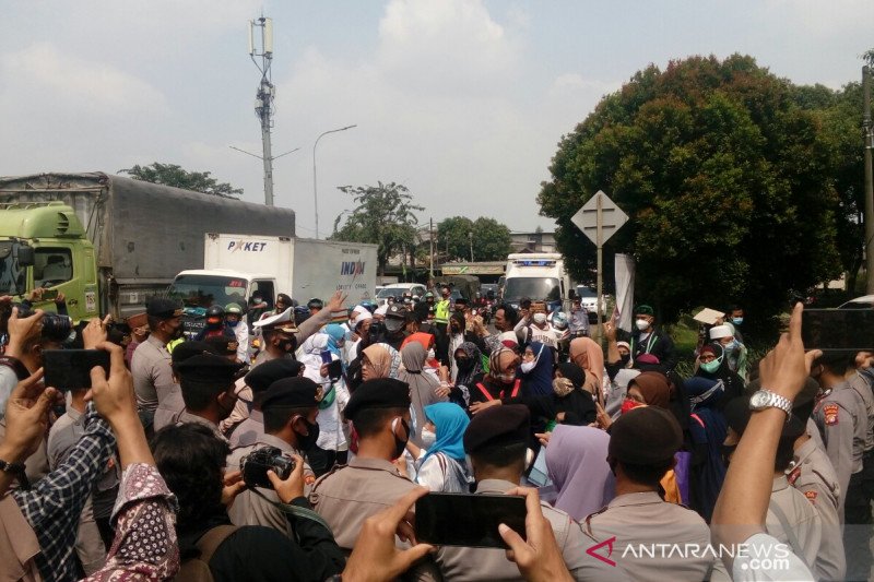 Sidang Rizieq Shihab, Akses ke PN Jakarta Timur Ditutup