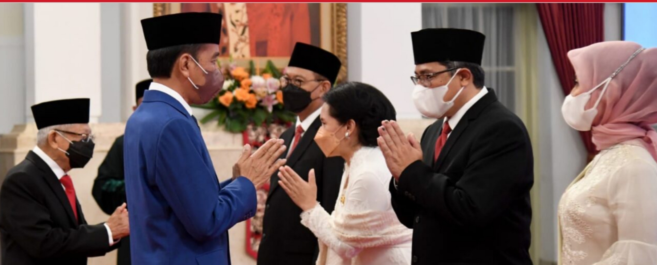 Presiden Joko Widodo melantik Bambang Susantono dan Dhony Rahajoe sebagai Kepala dan Wakil Kepala Otorita Ibu Kota Nusantara (IKN) di Istana Negara Jakarta, pada Kamis, 10 Maret 2022