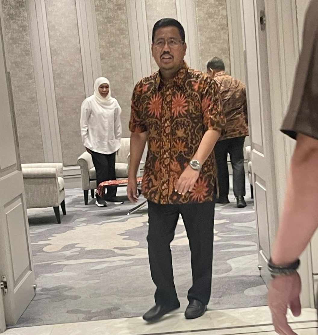 Ketua DPD Gerindra Jatim Anwar Sadad mengungkapkan isi pertemuan antara Muzani dan Khofifah