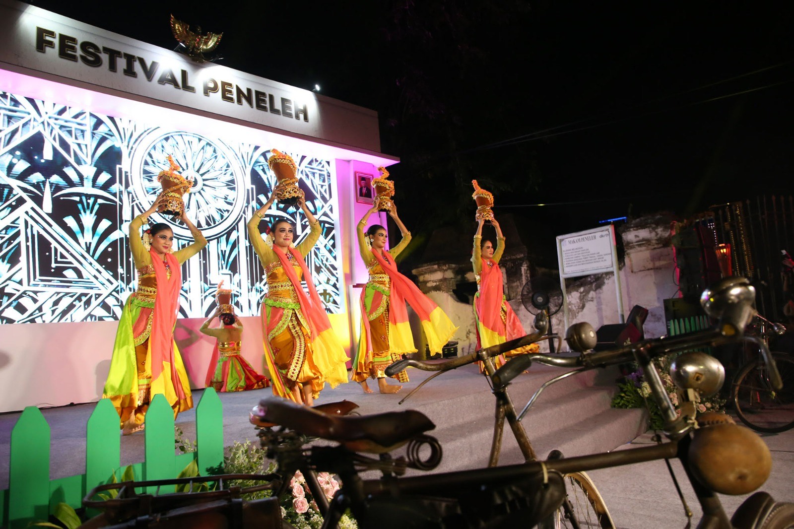 Festival Peneleh 2024 kembali digelar dengan konsep heritage yang meriah