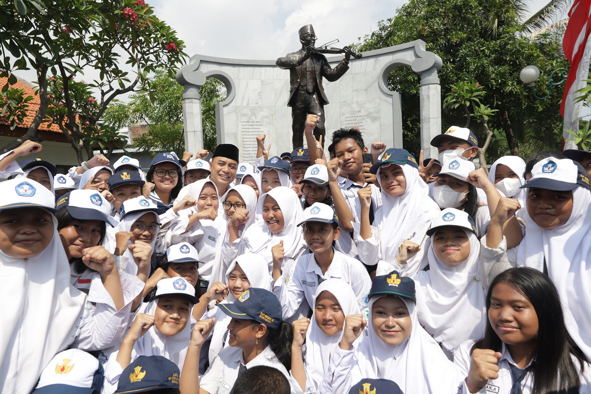 Geliat Surabaya untuk menegaskan diri sebagai kota layak anak dunia (CFCI) nampaknya mulai menunjukkan kelasnya di Asia.