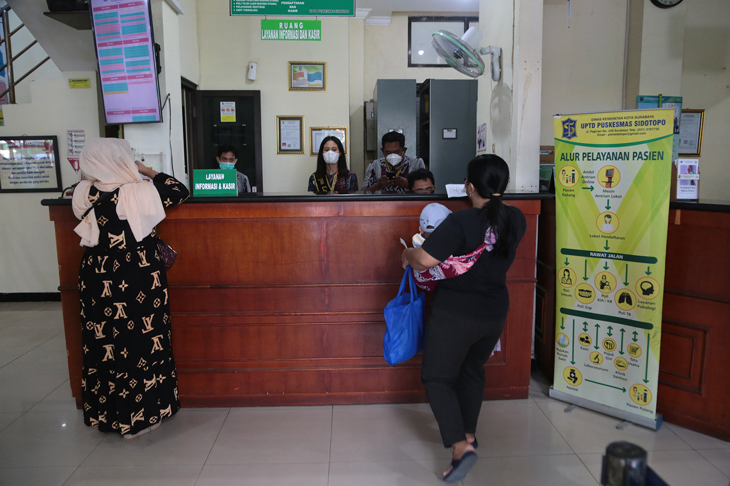 Pemerintah Kota (Pemkot) Surabaya semakin mengoptimalisasikan pelayanan kesehatan di Kota Pahlawan dengan membuka Puskesmas selama 24 jam