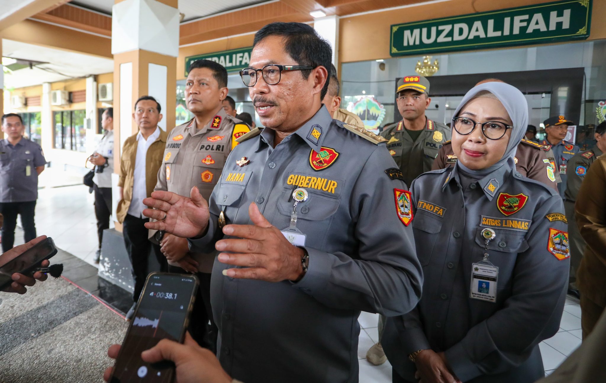  Penjabat (Pj) Gubernur Jawa Tengah, Nana Sudjana  Penjabat (Pj) Gubernur Jawa Tengah, Nana Sudjana