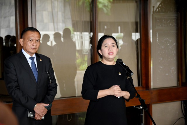 Ketua DPR RI Dr. (H.C) Puan Maharani saat konferensi pers usai Sidang Paripurna di Gedung Nusantara II, Senayan, Jakarta, Kamis (17/11/2022). Foto: Mentari/nr
 