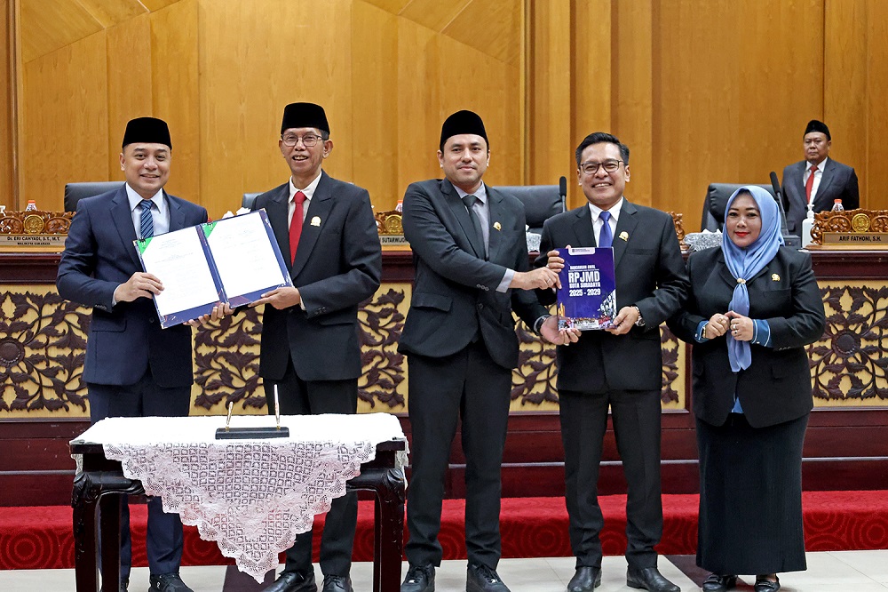 Surabaya Siap Tancap Gas! RPJMD 2025-2029 Resmi Disepakati, Menuju Kota Dunia yang Maju dan Humanis