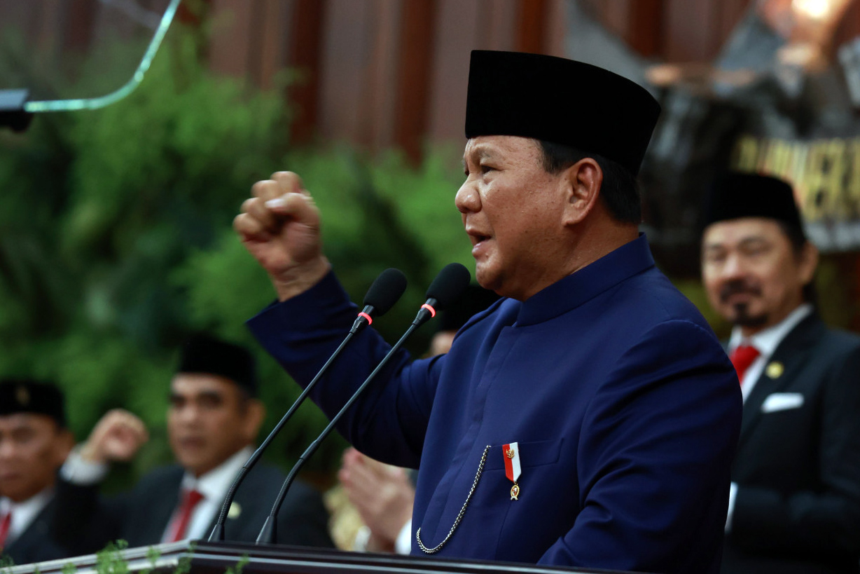 Presiden Prabowo Subianto menyampaikan pidato pertamanya di hadapan Sidang Paripurna MPR RI usai dilantik menjadi Presiden periode 2024-2029, di Gedung Nusantara MPR-DPD-DPR RI, Senayan, Jakarta, pada Minggu (20/10/2024) pagi. (Foto: Humas Setkab/Rahmat)