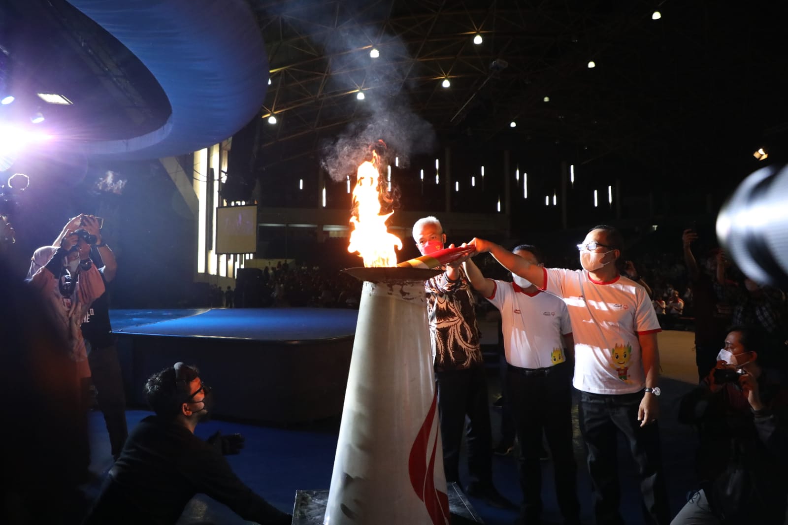 Pembukaan ajang Pekan Special Olympics Nasional (PeSOnas) 2022 di Semarang berlangsung meriah, Senin (4/7/2022). Ajang yang diperuntukan bagi difabel intelektual ini, dibuka secara resmi oleh Gubernur Jateng Ganjar Pranowo dan Menteri Pemuda dan Olahraga 