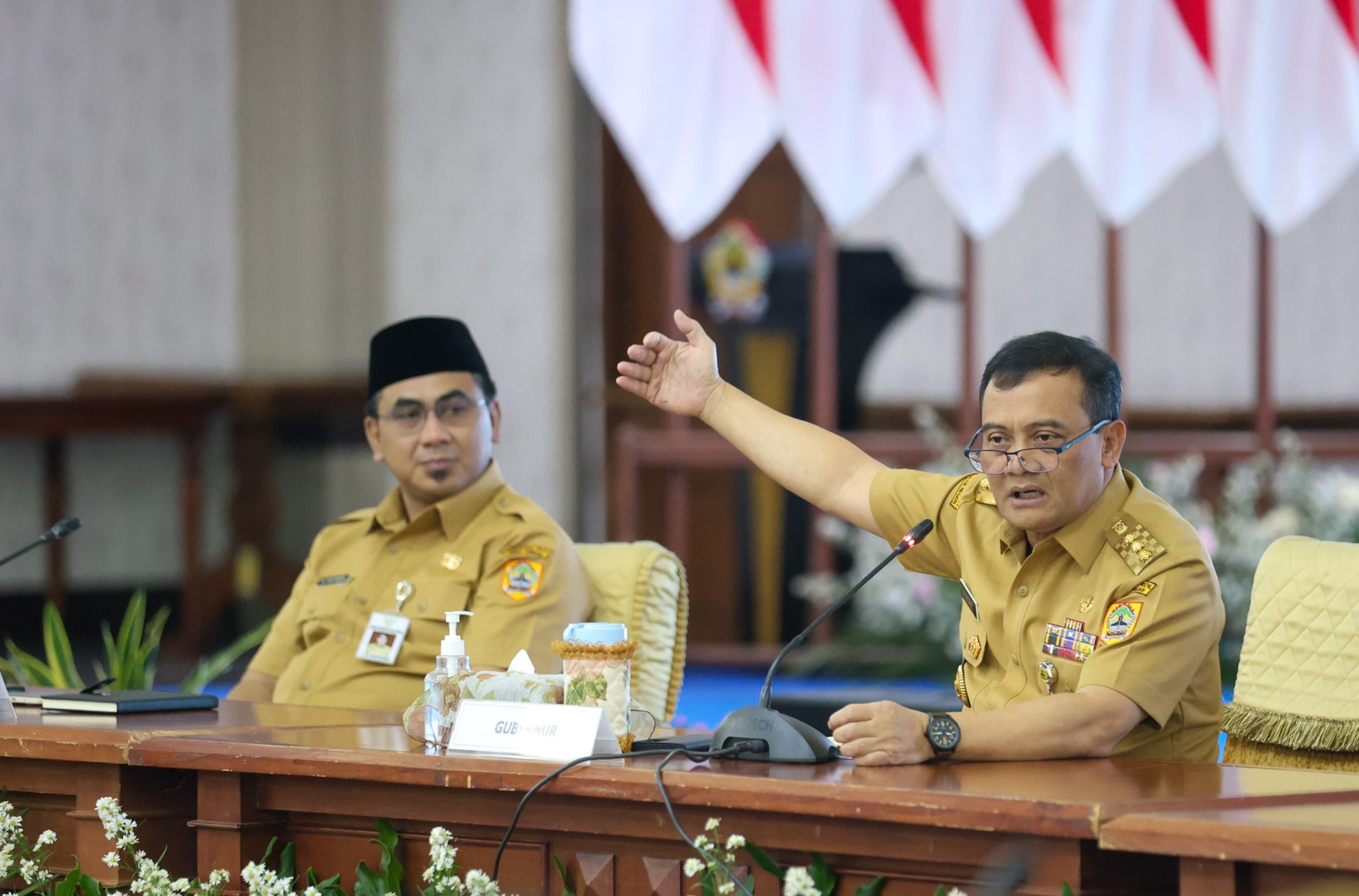 Gubernur Jawa Tengah Ahmad Luthfi dan Wakil Gubernur Taj Yasin Maimoen Dalam rapat koordinasi bersama kepala OPD dan BUMD di Gradhika Bakti Praja, Senin (3/3/2025)